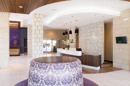 Bluemont Hotel image 27